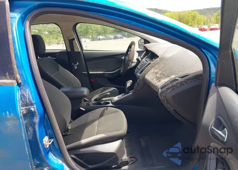 2012 Ford Focus Se z USA, uszkodzony, nr VIN 1FAHP3K29CL230126